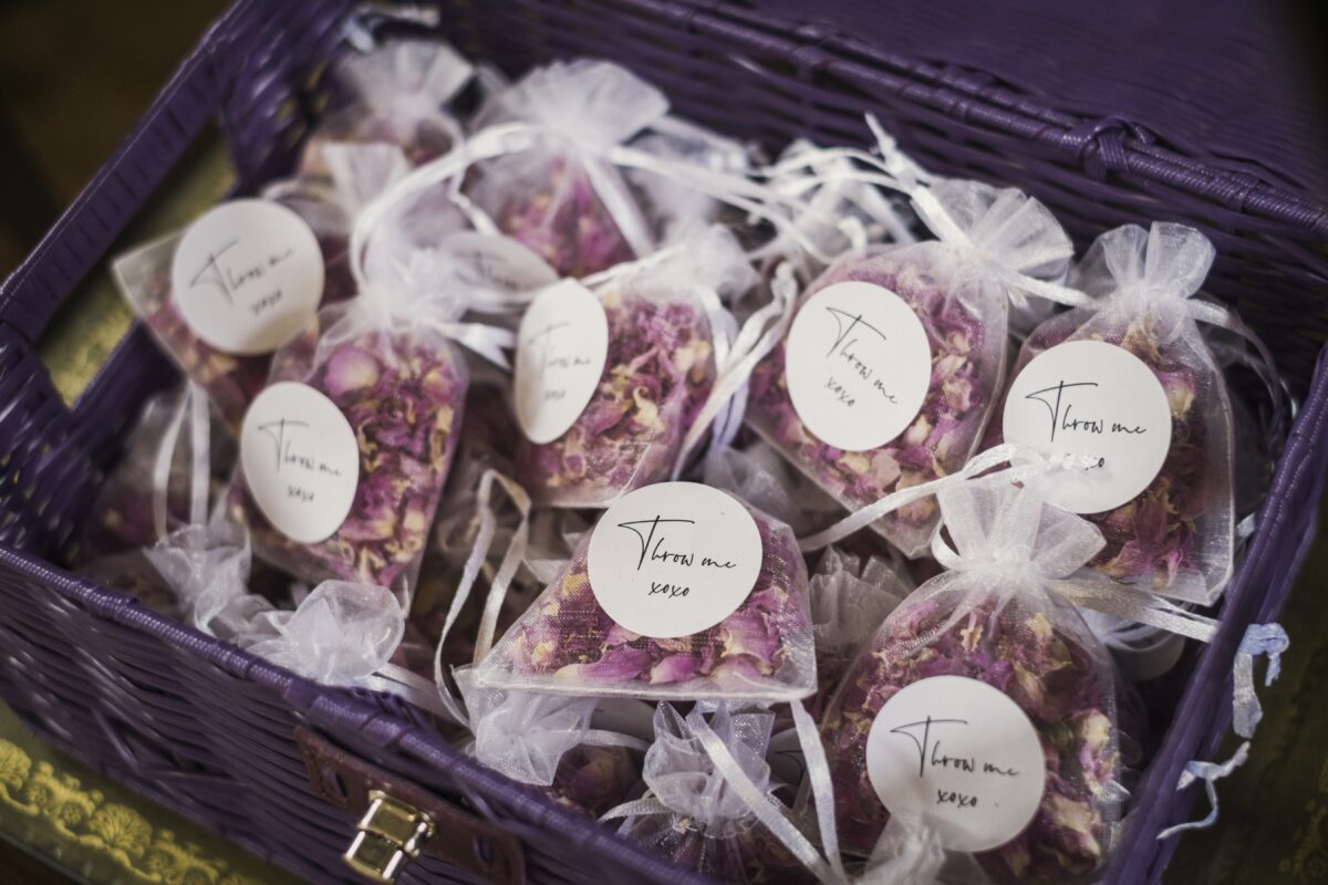 biodegradable wedding confetti
