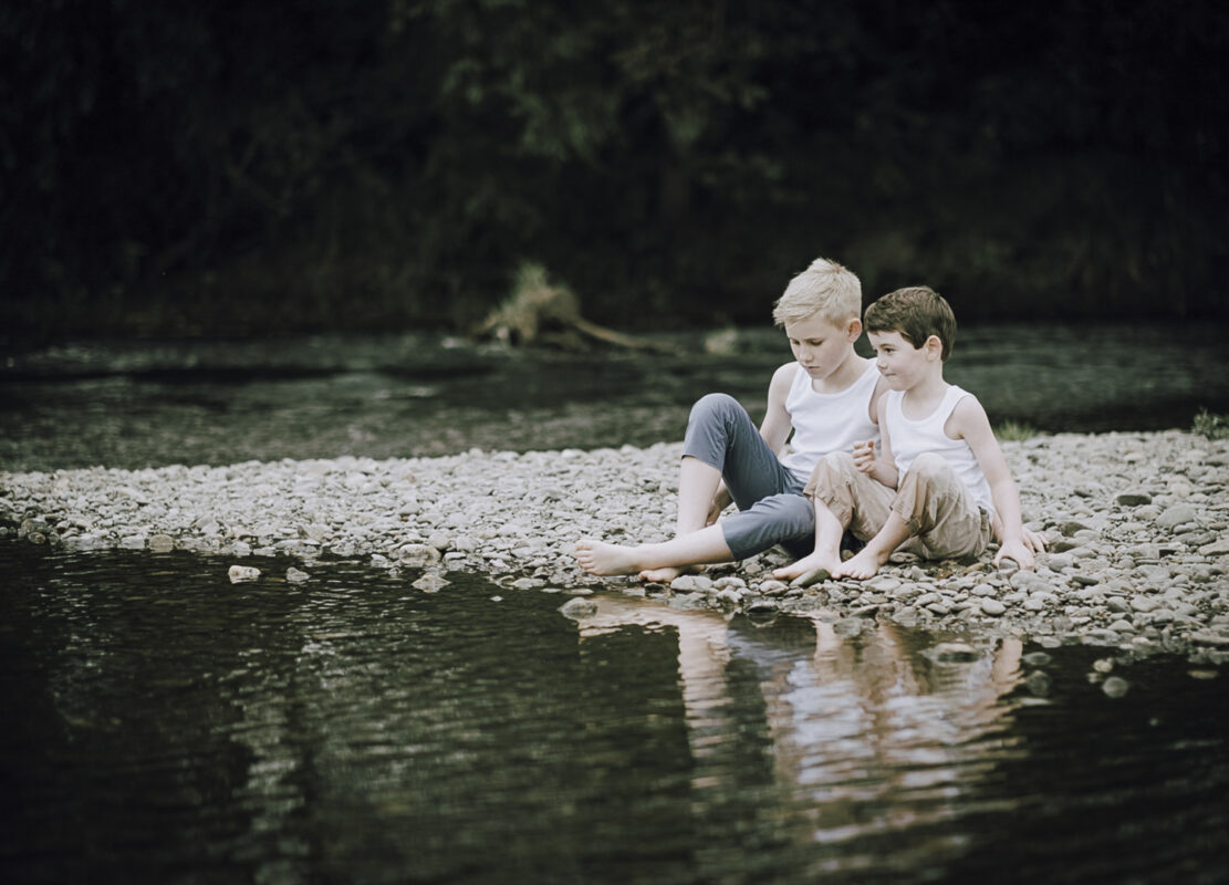 CHILD PHOTOGRAPHER CHESHIRE LOCAITON_