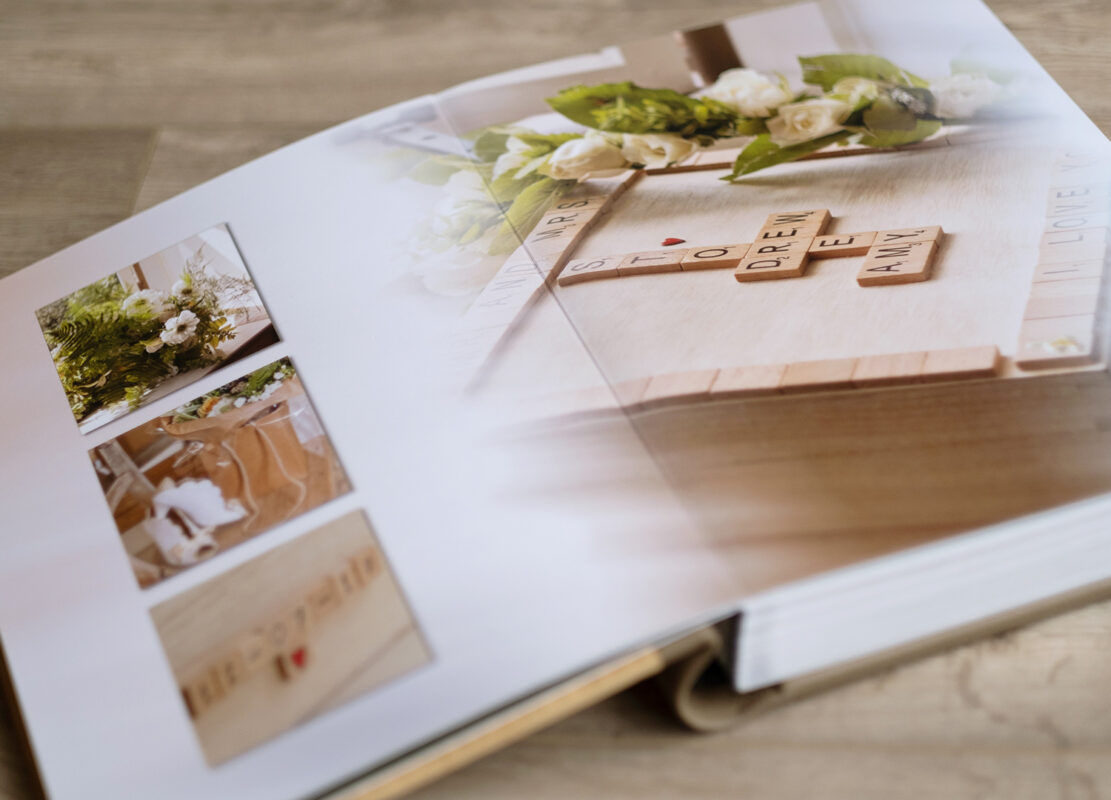 GRAPHISTUDIO BESPOKE WEDDING METALLIC PAPER
