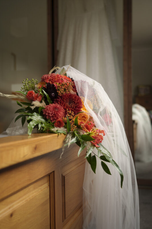 autumn wedding flowers