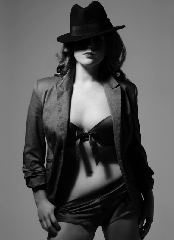 boudoir photography black and white